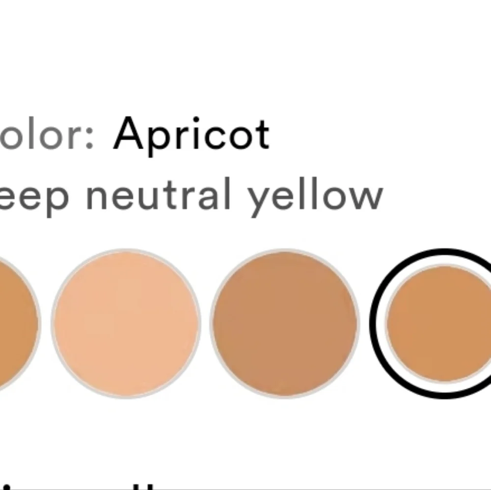 Benefit Bright On Concealer NWT in Apricot
